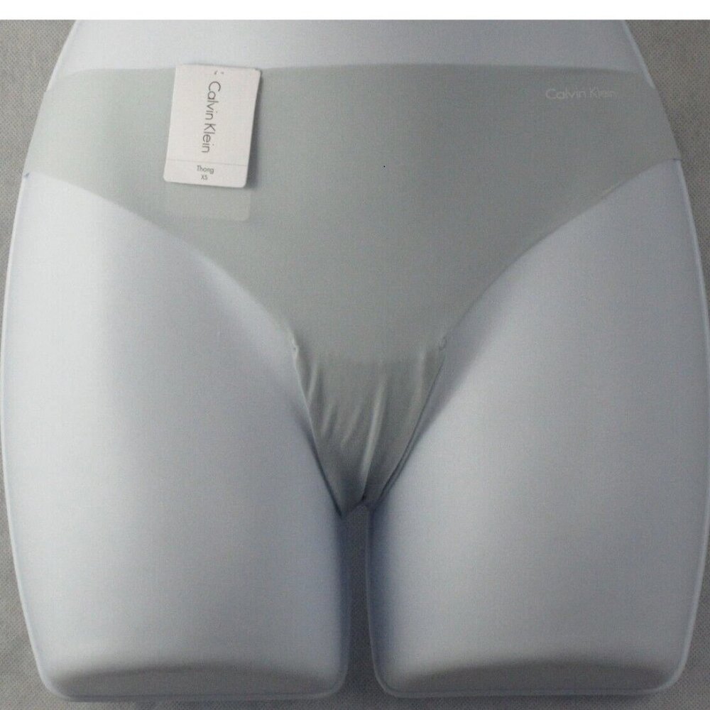 Calvin Klein Women's Invisibles Thong Panty Underwear, Polished Blue